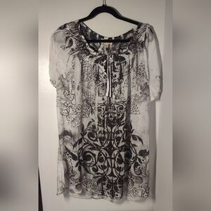 Unity Beach Elegant Black and White Women's Beach Cover Up Size L #425